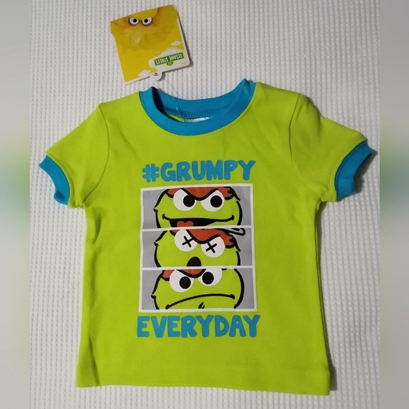 🔥SALE🔥 Sesame Street Oscar 2 Pc Baby Pajamas Set NWT Sizes 0-3M, 6-12M, 12-18M - Picture 2 of 8